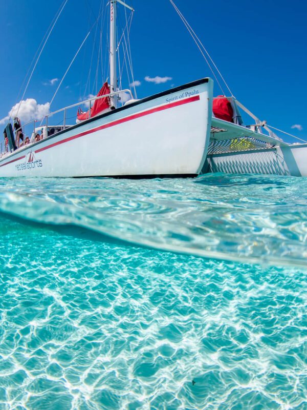 boat in cayman islands